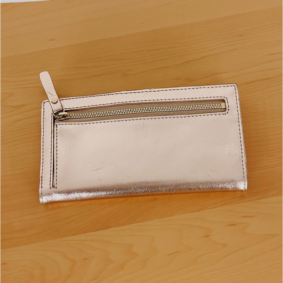 Kate Spade New York Cameron Street Stacy Bifold Rose Gold Metallic Wallet - Picture 3 of 9